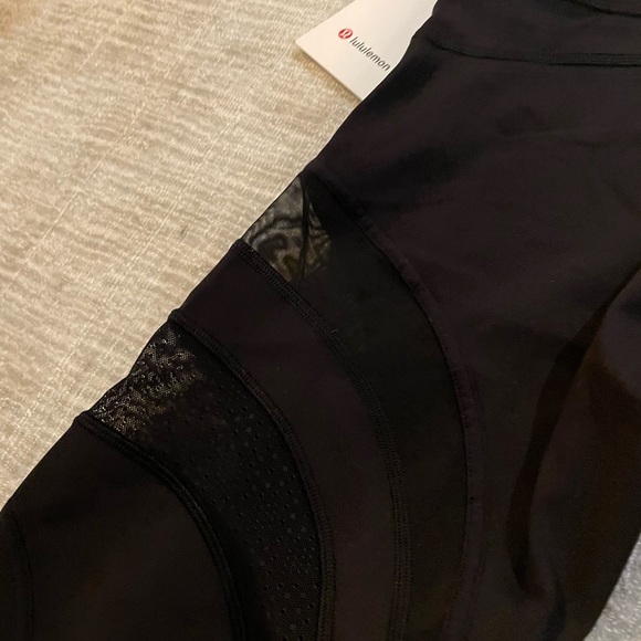 Wunder Under HR Tight *MESH woman’s 6 - Picture 4 of 4